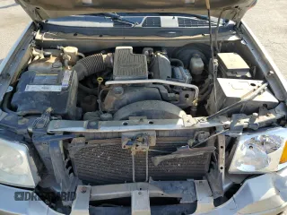 2003 GMC Envoy SLE with VIN 1GKDS13S332390989, listed as a Copart auction lot 74729104 with 127,680 mi miles and Salvage Title. Bid and sale history available at carsss.com. Image 12.