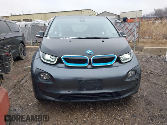 2017 BMW i3 z VIN WBY1Z8C38HV892591, wystawiony jako IAAI lot #42009374 z przebiegiem 41 091 mil mil oraz . Historia ofert i sprzedaży dostępna na DreamBid. Obrazek 12.