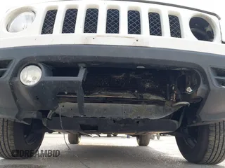 2015 Jeep Patriot Sport with VIN 1C4NJRBB0FD279697, listed as a IAAI auction lot 42523925 with 103,192 mi miles and . Bid and sale history available at DreamBid. Image 6.