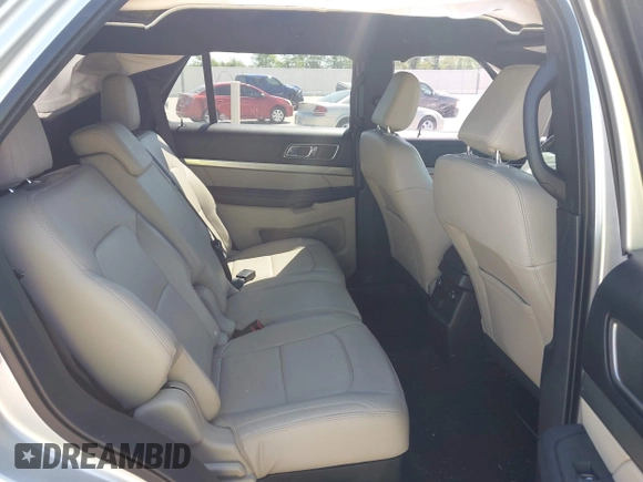 2018 Ford Explorer XLT z VIN 1FM5K7D87JGB43038, wystawiony jako IAAI lot #41978891 z przebiegiem 104 666 mil mil oraz . Historia ofert i sprzedaży dostępna na DreamBid. Obrazek 8.