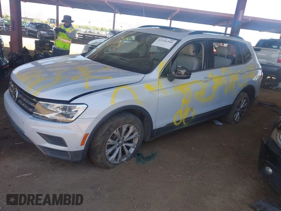 2018 Volkswagen Tiguan SEL with VIN 3VV3B7AX8JM132211, listed as a IAAI auction lot 42516340 with 75,641 mi miles and . Bid and sale history available at DreamBid. Image 17.