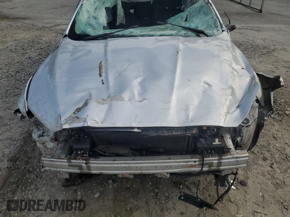 2013 Ford Fusion S with VIN 3FA6P0G70DR358686, listed as a Copart auction lot 46528725 with 0 mi miles and Non Repairable. Bid and sale history available at carsss.com. Image 12.