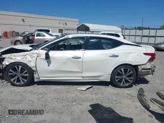 2016 Nissan Maxima SR z VIN 1N4AA6AP8GC901518, wystawiony jako IAAI lot #42042882 z przebiegiem 347 960 mil mil oraz . Historia ofert i sprzedaży dostępna na DreamBid. Obrazek 15.