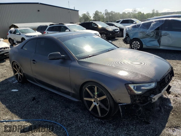 2013 Audi S5 Premium Plus z VIN WAUCGAFR3DA006862, wystawiony jako Copart lot #55995305 z przebiegiem 136 583 mil mil oraz Szkoda całkowita • Salvage title. Historia ofert i sprzedaży dostępna na DreamBid. Obrazek 4.