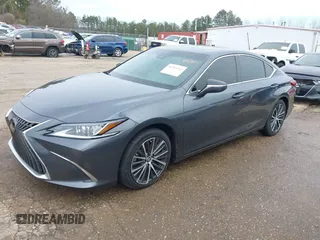 2022 Lexus ES 350 z VIN 58ADZ1B12NU125587, wystawiony jako IAAI lot #41293742 z przebiegiem 52 570 mil mil oraz . Historia ofert i sprzedaży dostępna na DreamBid. Obrazek 2.