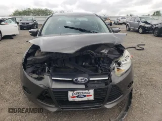 2013 Ford Focus SE with VIN 1FADP3F21DL320932, listed as a Copart auction lot 55031435 with 133,444 mi miles and Salvage title. Bid and sale history available at DreamBid. Image 5.