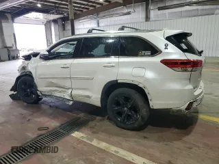 2018 Toyota Highlander Limited with VIN 5TDDZRFH6JS901073, listed as a Copart auction lot 62662115 with Not provided miles and Salvage title. Bid and sale history available at DreamBid. Image 2.