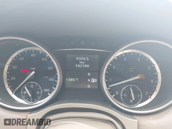 2011 Mercedes-Benz GL-Class GL 450 with VIN 4JGBF7BE0BA730685, listed as a IAAI auction lot 42029019 with 142,190 mi miles. Bid and sale history available at carsss.com. Image 7.
