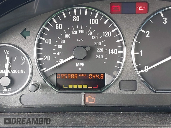 2000 BMW Z3 2.8 with VIN 4USCH3344YLF71259, listed as a IAAI auction lot 41516206 with 95,988 mi miles and . Bid and sale history available at DreamBid. Image 15.
