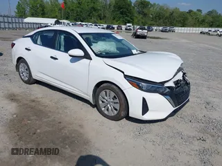 2024 Nissan Sentra S z VIN 3N1AB8BV3RY234421, wystawiony jako IAAI lot #42012080 z przebiegiem 20 938 mil mil oraz . Historia ofert i sprzedaży dostępna na DreamBid. Obrazek 1.