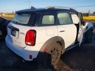 2019 MINI Countryman Cooper S with VIN WMZYT3C5XK3E96965, listed as a IAAI auction lot 41493084 with NaN miles. Bid and sale history available at carsss.com. Image 4.