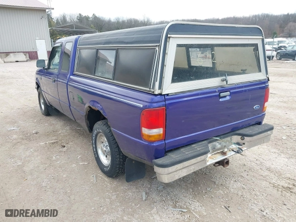 1997 Ford Ranger XL with VIN 1FTCR14A7VPA20353, listed as a IAAI auction lot 41986712 with 136,315 mi miles. Bid and sale history available at carsss.com. Image 3.