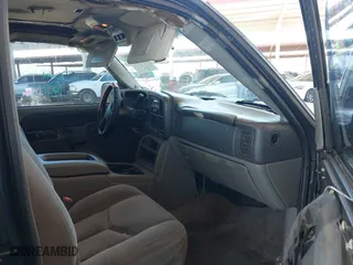 2003 Chevrolet Tahoe LT with VIN 1GNEC13Z03R286579, listed as a IAAI auction lot 41872493 with 236,001 mi miles. Bid and sale history available at carsss.com. Image 5.