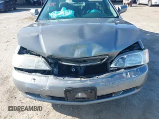 2000 Acura TL with VIN 19UUA5664YA046221, listed as a IAAI auction lot 42085196 with 146,489 mi miles. Bid and sale history available at carsss.com. Image 6.