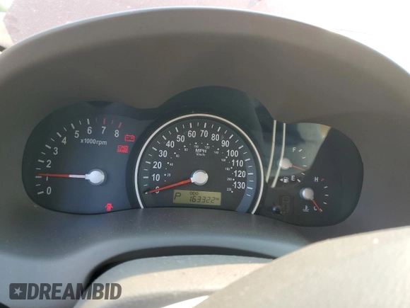 2008 Kia Sedona LX with VIN KNDMB233586242613, listed as a Copart auction lot 69119124 with 163,322 mi miles and Clean Title. Bid and sale history available at carsss.com. Image 9.