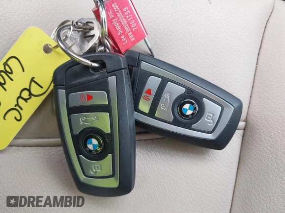 2015 BMW X4 xDrive28i with VIN 5UXXW3C51F0M86668, listed as a IAAI auction lot 42489071 with 59,694 mi miles and . Bid and sale history available at DreamBid. Image 11.