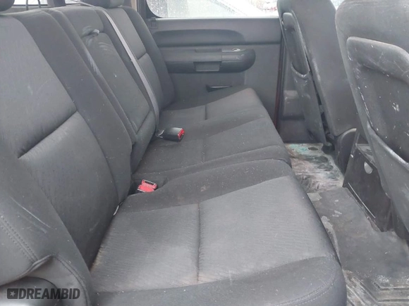 2010 Chevrolet Silverado 1500 LT with VIN 3GCRKSE38AG208706, listed as a IAAI auction lot 42081553 with 179,371 mi miles. Bid and sale history available at carsss.com. Image 8.