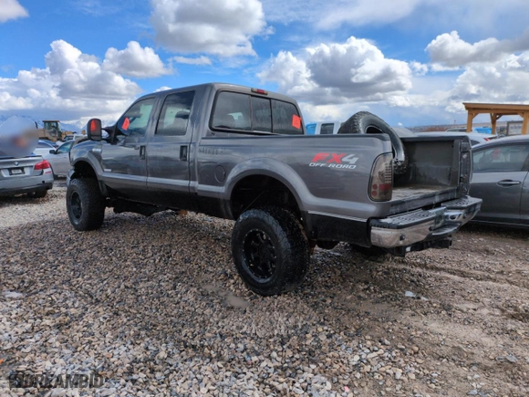 2005 Ford Super Duty F-250 XL with VIN 1FTSW21P15EB93462, listed as a Copart auction lot 49350815 with 0 mi miles and Salvage Title. Bid and sale history available at carsss.com. Image 2.