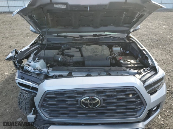 2022 Toyota Tacoma 4WD SR with VIN 3TMCZ5AN8NM458271, listed as a Copart auction lot 50044025 with 32,709 mi miles and Salvage Title. Bid and sale history available at carsss.com. Image 12.