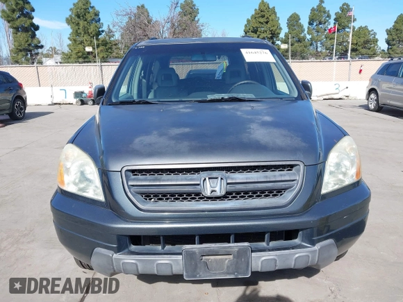 2005 Honda Pilot EX-L z VIN 2HKYF18585H537345, wystawiony jako IAAI lot #41645276 z przebiegiem 140 561 mil mil oraz . Historia ofert i sprzedaży dostępna na DreamBid. Obrazek 6.