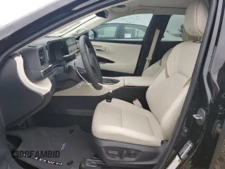 2023 Toyota Crown XLE z VIN JTDAAAAF1P3011060, wystawiony jako Copart lot #74363053 z przebiegiem 480 mil mil oraz . Historia ofert i sprzedaży dostępna na DreamBid. Obrazek 7.