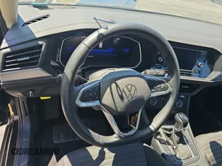 2024 Volkswagen Jetta S с VIN 3VW5M7BUXRM054755, выставлен на аукционе IAAI как лот 42808965 с пробегом 23 995 миль миль и . История ставок и продаж доступна на DreamBid. Изображение 1.