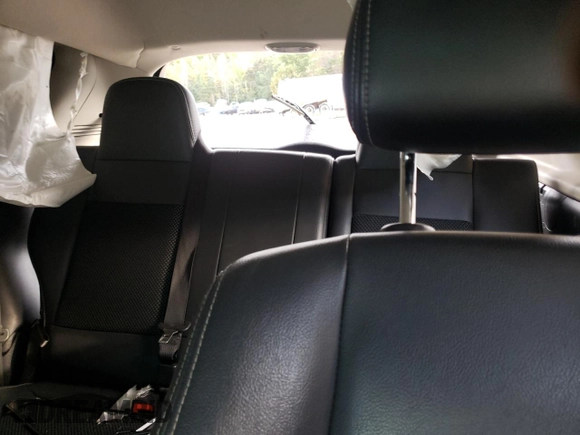 2015 Jeep Compass Latitude with VIN 1C4NJCEB9FD264284, listed as a Copart auction lot 76277334 with 104,275 mi miles and Salvage Title. Bid and sale history available at carsss.com. Image 10.