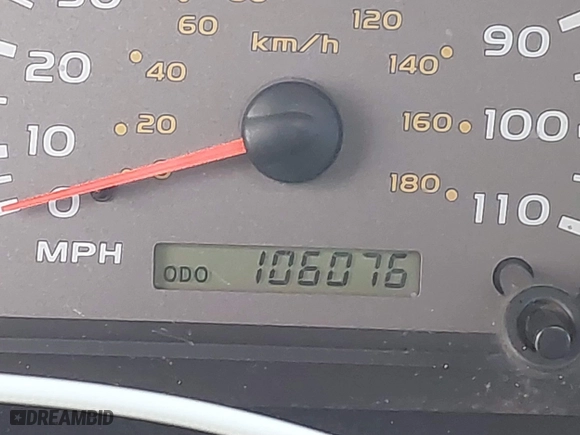 2004 Toyota Sequoia Limited with VIN 5TDZT38A54S222629, listed as a IAAI auction lot 41389865 with 106,076 mi miles. Bid and sale history available at carsss.com. Image 15.