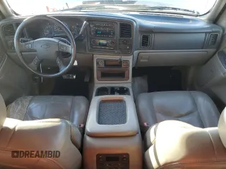 2006 Chevrolet Tahoe LT with VIN 1GNEC13T86R124926, listed as a Copart auction lot 86730344 with 370,543 mi miles and Salvage Title. Bid and sale history available at carsss.com. Image 8.