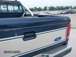 1990 Ford Ranger XLT z VIN 1FTCR10X1LPB26207, wystawiony jako IAAI lot #42306083 z przebiegiem 39 173 mil mil oraz . Historia ofert i sprzedaży dostępna na DreamBid. Obrazek 6.
