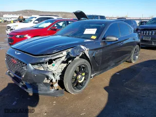2019 Genesis G70 2.0T Advanced with VIN KMTG44LA6KU026842, listed as a IAAI auction lot 41287135 with 124,608 mi miles. Bid and sale history available at carsss.com. Image 18.
