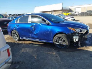 2020 Kia Forte GT-Line with VIN 3KPF34AD3LE207066, listed as a IAAI auction lot 41664118 with 92,997 mi miles. Bid and sale history available at carsss.com. Image 13.