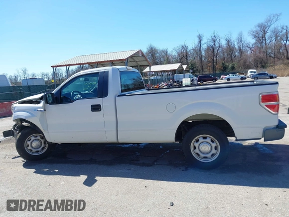 2014 Ford F-150 XL with VIN 1FTMF1CM1EKE41667, listed as a IAAI auction lot 41847599 with 31,671 mi miles and . Bid and sale history available at DreamBid. Image 14.