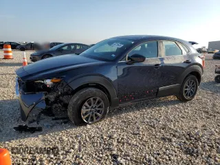 2025 Mazda CX-30 S with VIN 3MVDMBAM4SM825489, listed as a Copart auction lot 56720645 with 462 mi miles and Salvage title. Bid and sale history available at DreamBid. Image 1.