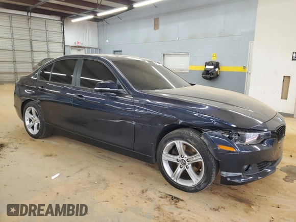 2013 BMW 3 Series 328i xDrive with VIN WBA3B5G57DNS01681, listed as a Copart auction lot 47116375 with 122,291 mi miles and Salvage Title. Bid and sale history available at carsss.com. Image 4.