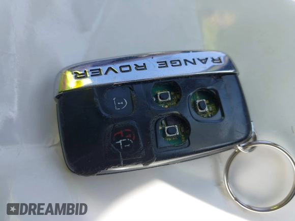 2013 Land Rover Range Rover HSE z VIN SALGS2DF7DA104884, wystawiony jako IAAI lot #41848384 z przebiegiem 216 676 mil mil oraz . Historia ofert i sprzedaży dostępna na DreamBid. Obrazek 11.