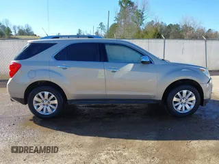 2010 Chevrolet Equinox LT w/2LT with VIN 2CNFLPEY6A6211880, listed as a IAAI auction lot 41694572 with 317,775 mi miles. Bid and sale history available at carsss.com. Image 13.