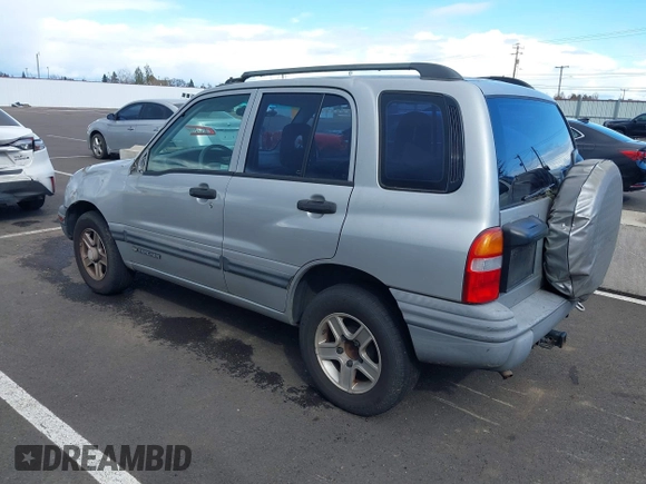2003 Chevrolet Tracker with VIN 2CNBJ13C336946019, listed as a IAAI auction lot 41814810 with 112,317 mi miles and . Bid and sale history available at DreamBid. Image 3.