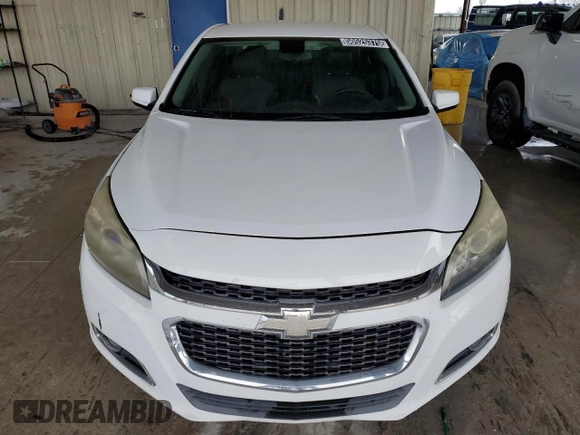 2015 Chevrolet Malibu LT with VIN 1G11D5SL6FF210422, listed as a Copart auction lot 50525375 with 117,934 mi miles and Clean Title. Bid and sale history available at DreamBid. Image 5.