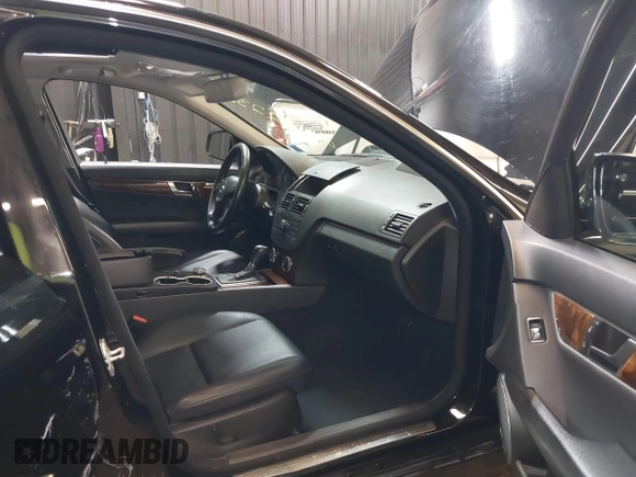 2008 Mercedes-Benz C 300 Sport with VIN WDDGF81X68F182437, listed as a IAAI auction lot 42222322 with 66,989 mi miles and . Bid and sale history available at DreamBid. Image 5.