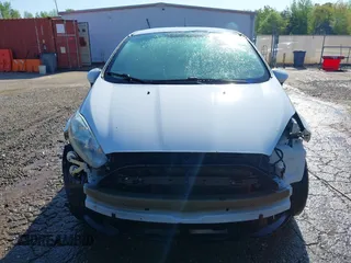 2015 Ford Fiesta SE with VIN 3FADP4BJXFM202690, listed as a IAAI auction lot 41993030 with 194,924 mi miles. Bid and sale history available at carsss.com. Image 13.