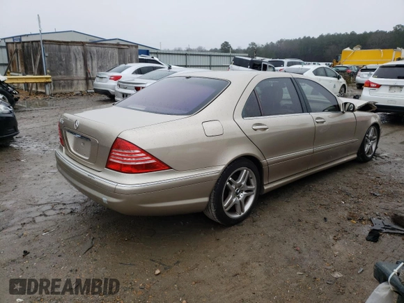 2006 Mercedes-Benz S-Class 4.3L with VIN WDBNG70J36A466395, listed as a Copart auction lot 71346652 with 172,113 mi miles and Salvage Title. Bid and sale history available at carsss.com. Image 4.
