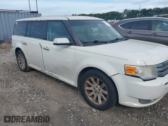 2011 Ford Flex SEL z VIN 2FMGK5CC4BBD17708, wystawiony jako IAAI lot #40367967 z przebiegiem 223 799 mil mil oraz . Historia ofert i sprzedaży dostępna na DreamBid. Obrazek 6.