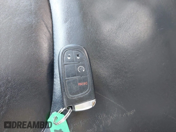 2014 Jeep Cherokee Limited with VIN 1C4PJLDB3EW279196, listed as a IAAI auction lot 41800887 with 114,542 mi miles. Bid and sale history available at carsss.com. Image 11.