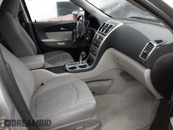 2011 GMC Acadia SLE with VIN 1GKKVPED0BJ246501, listed as a IAAI auction lot 41916268 with 130,331 mi miles. Bid and sale history available at carsss.com. Image 5.