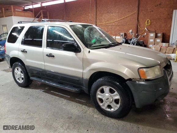 2004 Ford Escape XLT with VIN 1FMCU931X4KB23871, listed as a Copart auction lot 48304065 with 148,618 mi miles and Salvage Title. Bid and sale history available at carsss.com. Image 4.