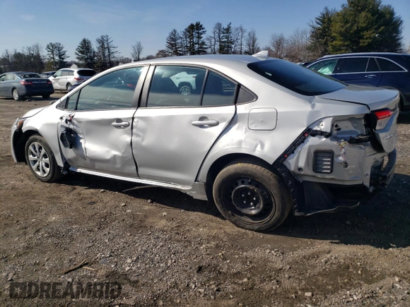 2022 Toyota Corolla LE with VIN 5YFEPMAE0NP305904, listed as a Copart auction lot 45330755 with 37,290 mi miles and Salvage Title. Bid and sale history available at carsss.com. Image 2.
