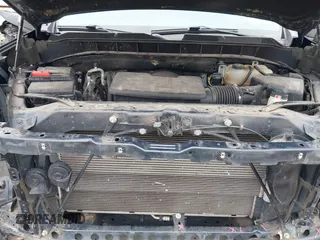 2020 Chevrolet Silverado 1500 LT with VIN 1GCRYDED3LZ169836, listed as a IAAI auction lot 41381881 with 98,804 mi miles. Bid and sale history available at carsss.com. Image 10.