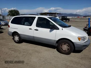 2000 Toyota Sienna LE with VIN 4T3ZF13C2YU254124, listed as a Copart auction lot 52034205 with 178,072 mi miles and Clean Title. Bid and sale history available at carsss.com. Image 4.