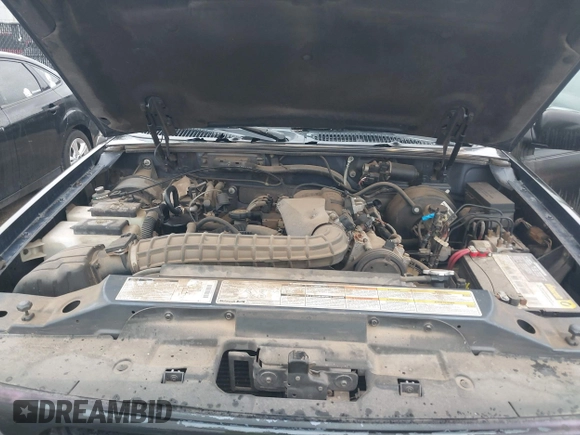 2000 Ford Explorer XLS z VIN 1FMZU62X7YZB81285, wystawiony jako IAAI lot #42720506 z przebiegiem 92 852 mil mil oraz . Historia ofert i sprzedaży dostępna na DreamBid. Obrazek 10.